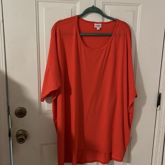 Lula Roe Tops - Picture 5 of 16